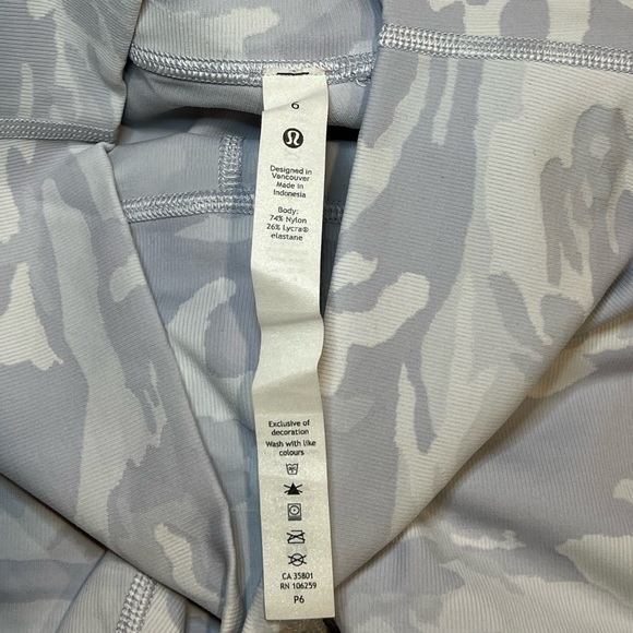 Lululemon Wunder Under Short (hemmed) - Picture 4 of 5